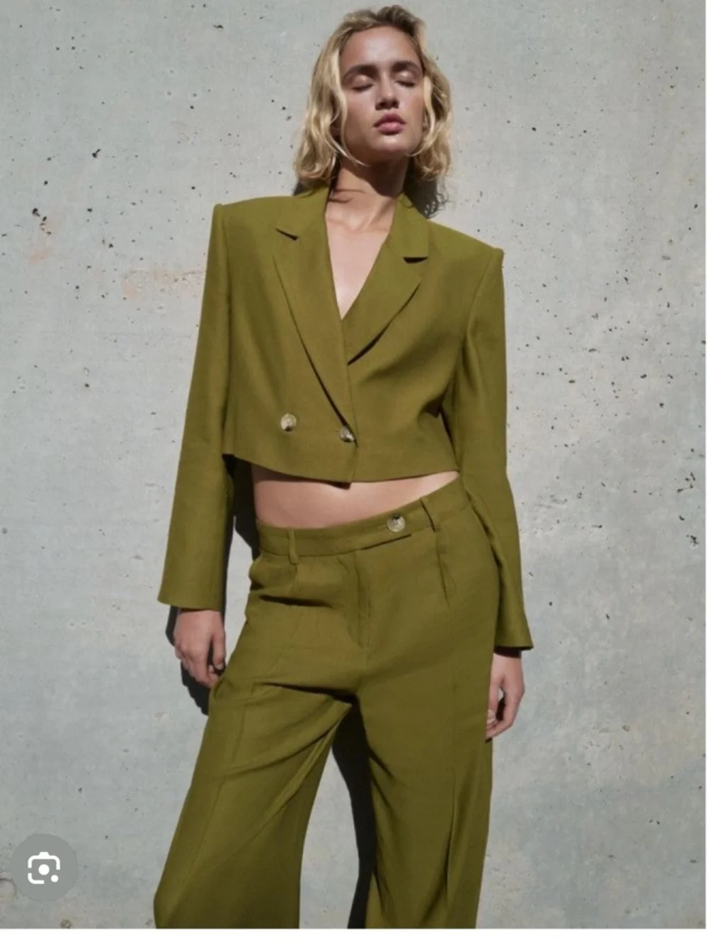 NEW WITHOUT TAG ZARA (TWO PIRCE SET ) linen pants and blazer XS  🚨NO DISCOUNT